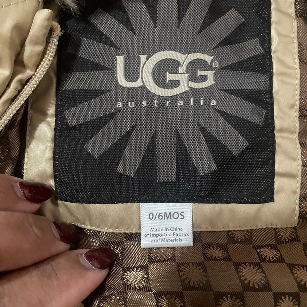 UGG Tan Quilted Kids Footie - Picture 3 of 16